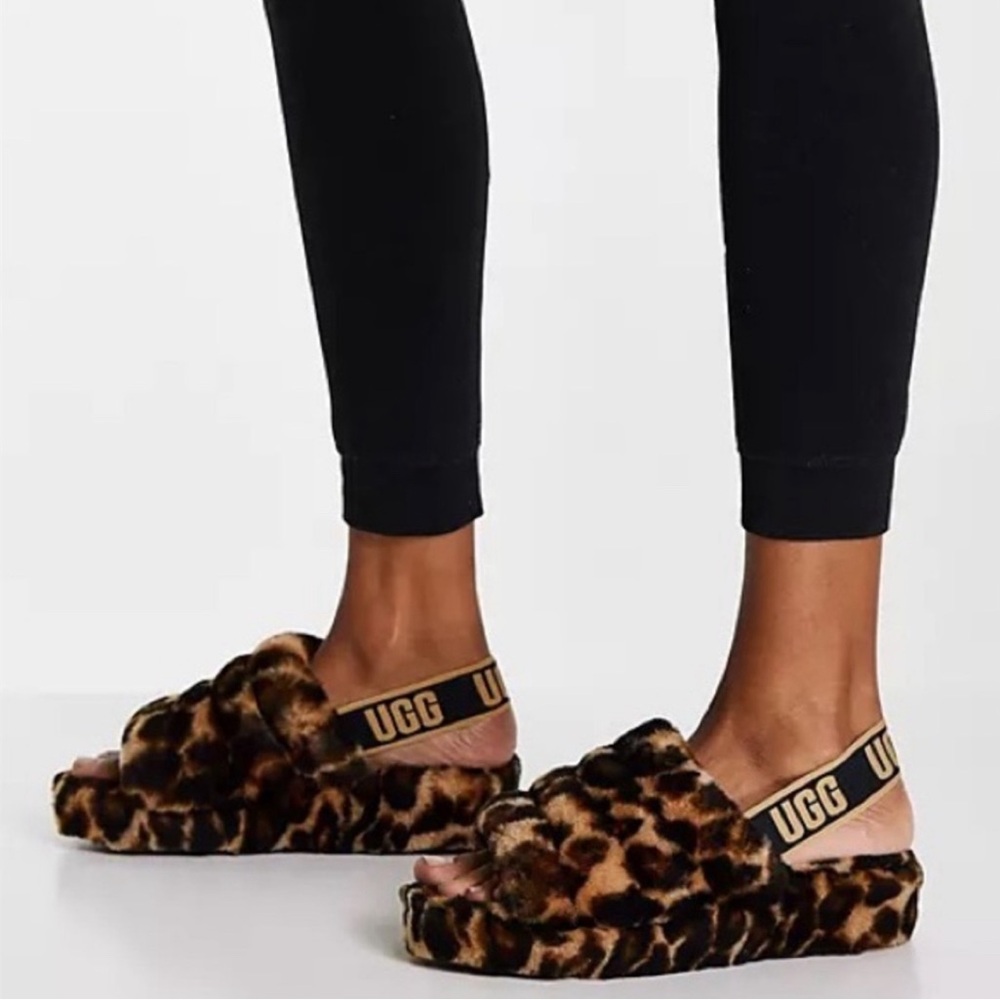 Authentic UGG Women's Fluff Yeah Slide Panther Print size 10